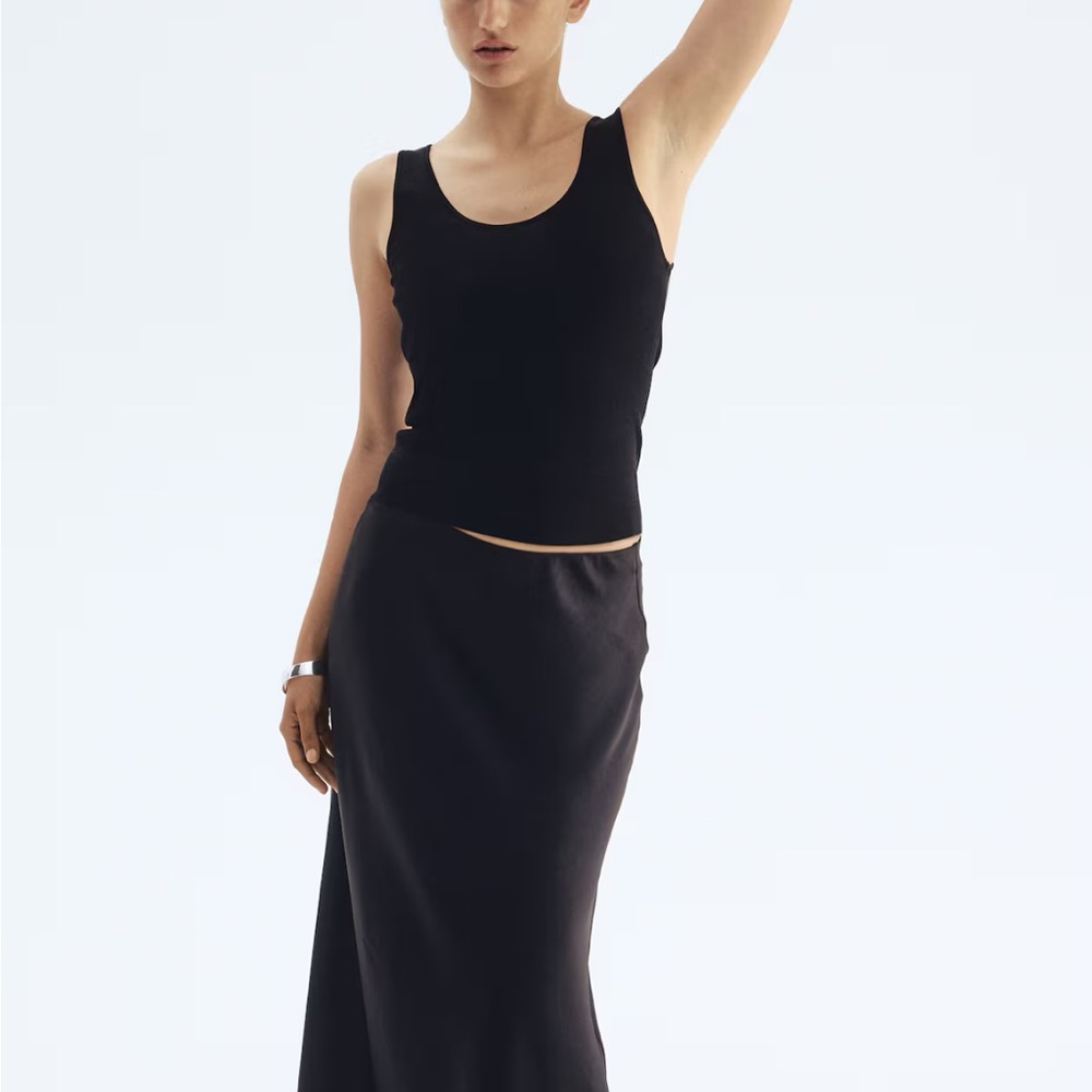 H&M Black Pencil Skirt
